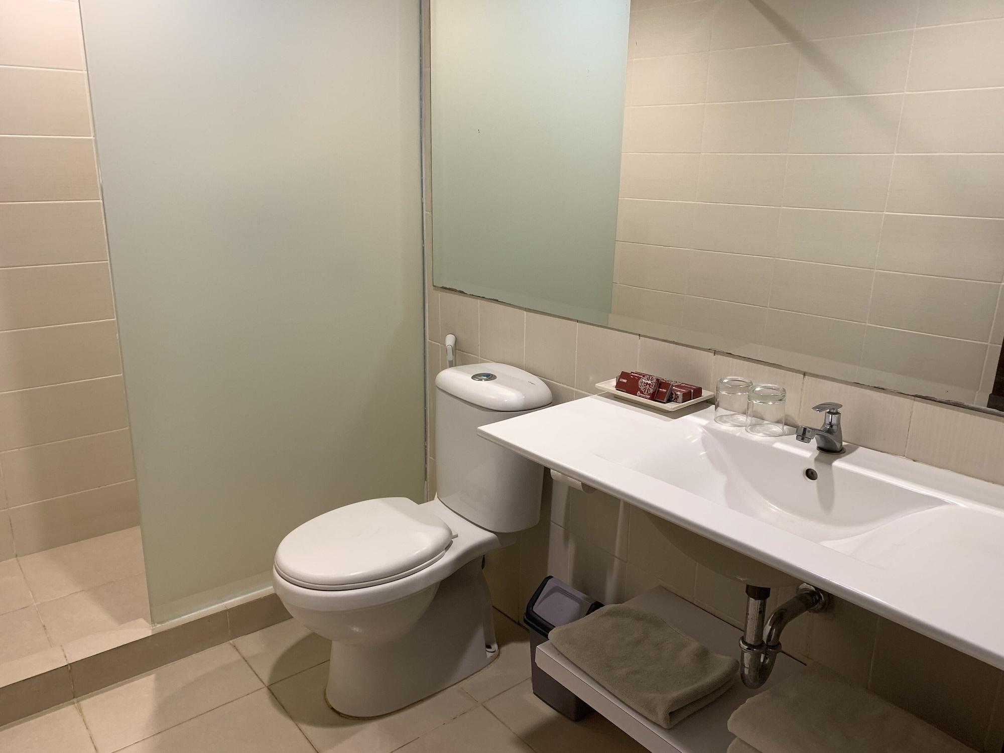 Ameera Hotel Pekanbaru Esterno foto