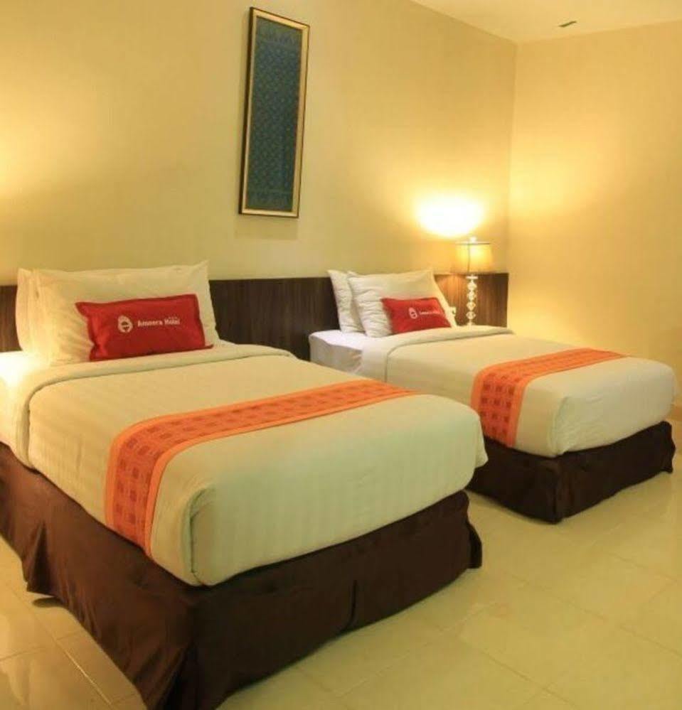 Ameera Hotel Pekanbaru Esterno foto