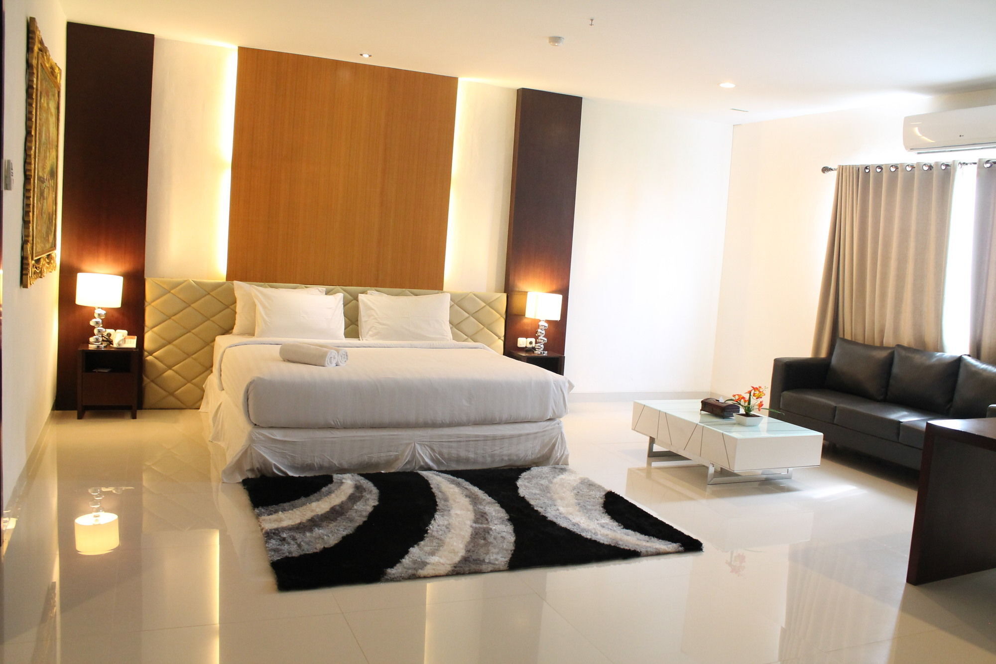 Ameera Hotel Pekanbaru Esterno foto